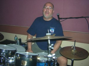 Scott preparing for the drumming aventure