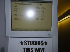 Look who is playing in Studio 2.  Elvis, no, it is Deadstein.